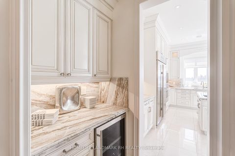 Photo 6 at 15 Finesse Court, Oak Ridges Lake Wilcox, Richmond Hill