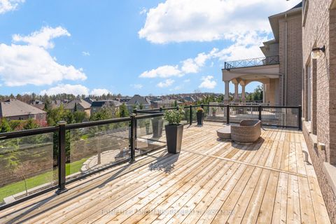 Photo 11 at 15 Finesse Court, Oak Ridges Lake Wilcox, Richmond Hill