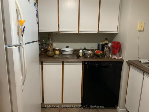 Photo 3 at 802 - 10 Tapscott Road, Malvern, Toronto