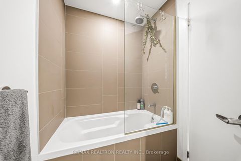 Photo 17 at 416 - 20 Richardson Street, Waterfront Communities C8, Toronto
