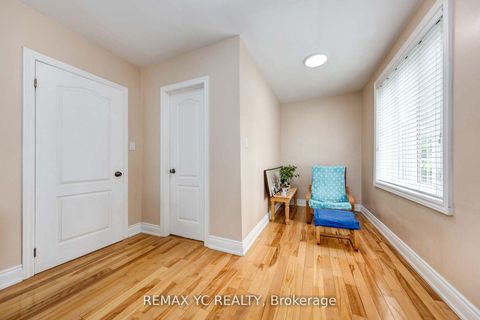 Photo 17 at 18 Mullet Road, Newtonbrook East, Toronto