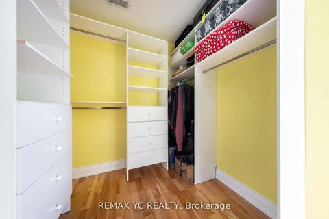 Photo 30 at 18 Mullet Road, Newtonbrook East, Toronto