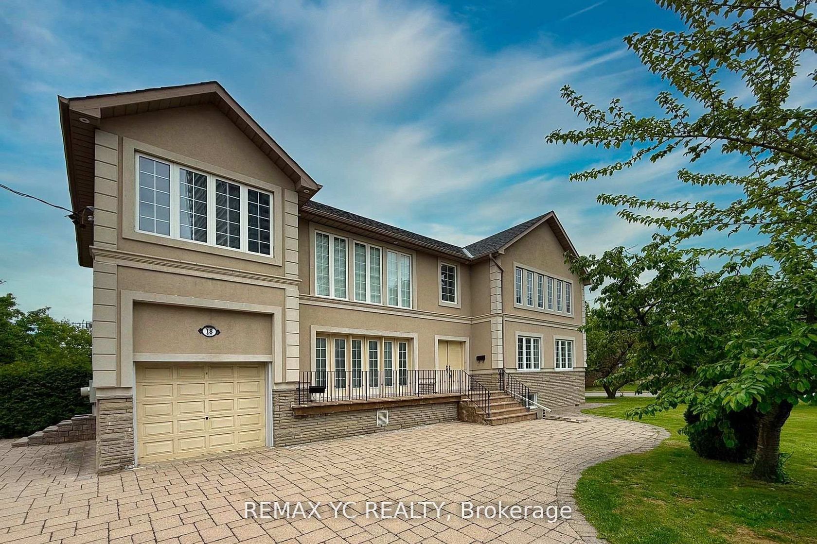18 Mullet Road, Newtonbrook East, Toronto 