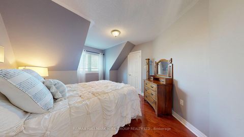 Photo 27 at 400 Coventry Hill Trail, Summerhill Estates, Newmarket