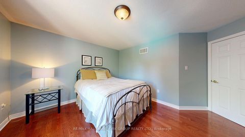 Photo 33 at 400 Coventry Hill Trail, Summerhill Estates, Newmarket