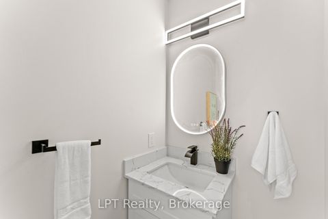 Photo 16 at 204 Franklin Avenue, Junction, Toronto