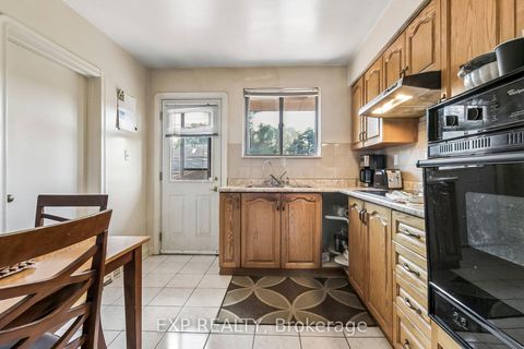 Photo 10 at 51 playfair Avenue, Glen Park, Toronto