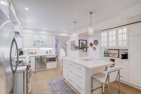 Photo 6 at 209 Ranleigh Avenue, Lawrence Park North, Toronto