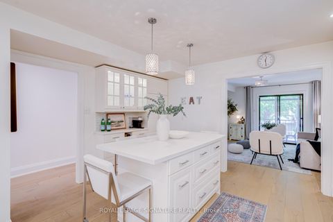 Photo 8 at 209 Ranleigh Avenue, Lawrence Park North, Toronto