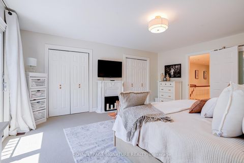 Photo 16 at 209 Ranleigh Avenue, Lawrence Park North, Toronto