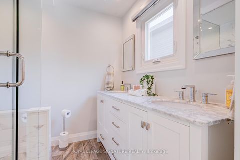 Photo 17 at 209 Ranleigh Avenue, Lawrence Park North, Toronto