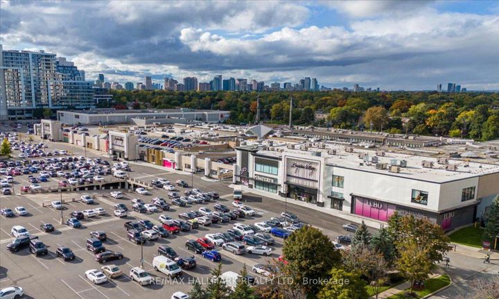 Photo 28 at 215 - 650 Sheppard Avenue E, Bayview Village, Toronto