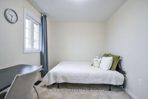 Photo 20 at 34 Balmoral Place, Shore, Barrie