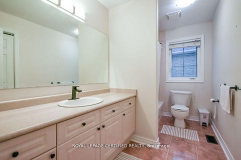 Photo 24 at 34 Balmoral Place, Shore, Barrie