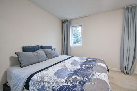 Photo 26 at 34 Balmoral Place, Shore, Barrie