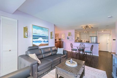 Photo 8 at 210 - 7 Lorraine Drive, Willowdale West, Toronto