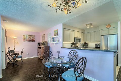 Photo 18 at 210 - 7 Lorraine Drive, Willowdale West, Toronto