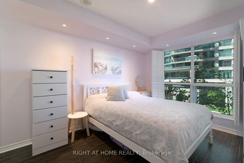 Photo 19 at 210 - 7 Lorraine Drive, Willowdale West, Toronto