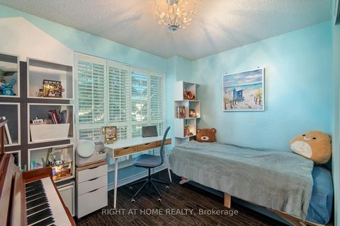 Photo 22 at 210 - 7 Lorraine Drive, Willowdale West, Toronto