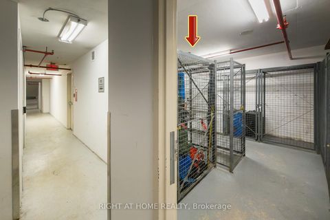 Photo 27 at 210 - 7 Lorraine Drive, Willowdale West, Toronto