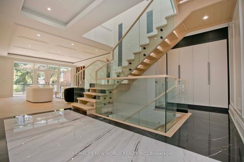 Photo 7 at 47 Tournament Drive, Windfields, Toronto