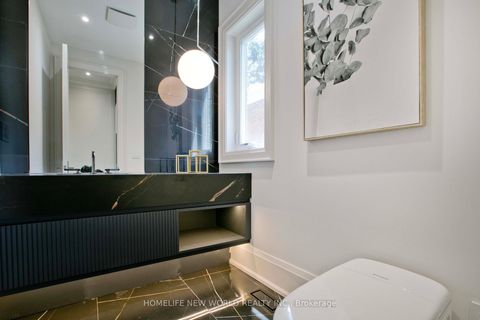 Photo 12 at 47 Tournament Drive, Windfields, Toronto