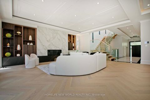 Photo 15 at 47 Tournament Drive, Windfields, Toronto