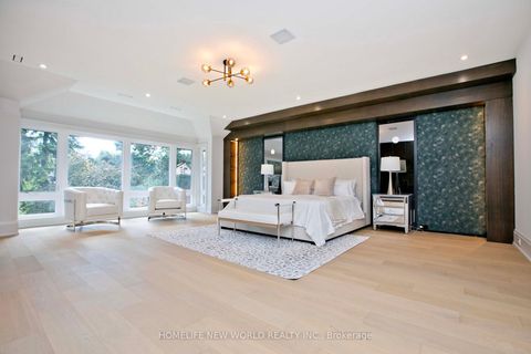 Photo 18 at 47 Tournament Drive, Windfields, Toronto
