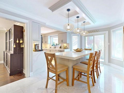 Photo 13 at 98 Arrowhead Drive, East Woodbridge, Vaughan