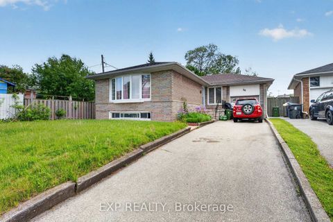 Photo 7 at 64 Bridesburg Drive, The Westway, Toronto