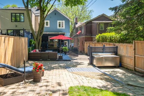 Photo 2 at 264 Erskine Avenue, Mount Pleasant East, Toronto
