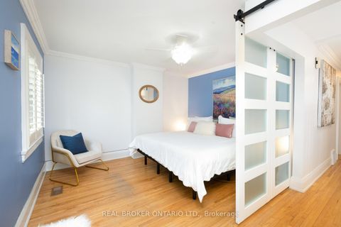 Photo 21 at 264 Erskine Avenue, Mount Pleasant East, Toronto