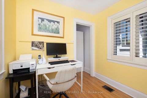 Photo 23 at 264 Erskine Avenue, Mount Pleasant East, Toronto