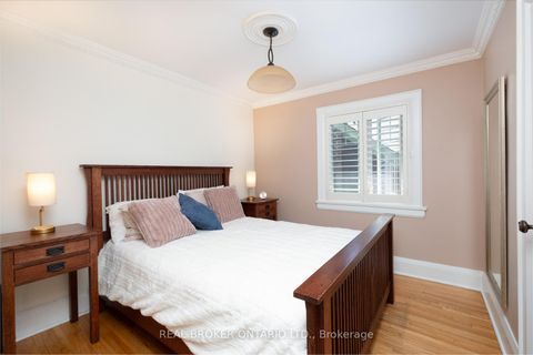 Photo 24 at 264 Erskine Avenue, Mount Pleasant East, Toronto