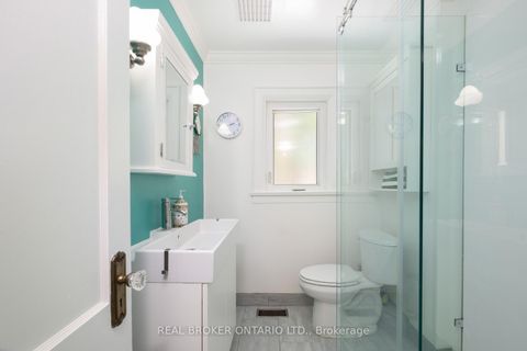 Photo 26 at 264 Erskine Avenue, Mount Pleasant East, Toronto