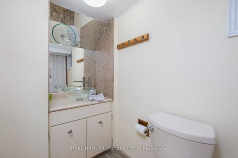 Photo 30 at 264 Erskine Avenue, Mount Pleasant East, Toronto