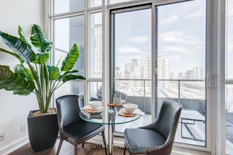 Photo 13 at 732 - 5 Hanna Avenue, Niagara, Toronto