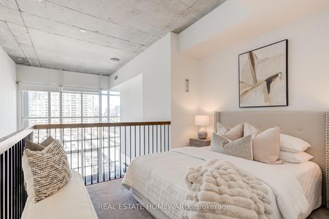 Photo 19 at 732 - 5 Hanna Avenue, Niagara, Toronto