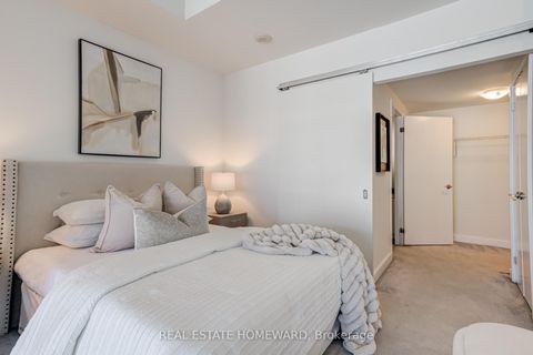Photo 20 at 732 - 5 Hanna Avenue, Niagara, Toronto