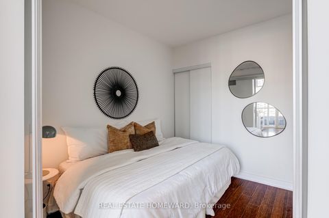 Photo 26 at 732 - 5 Hanna Avenue, Niagara, Toronto
