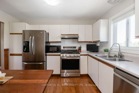 Photo 6 at 2823 Small Street, Stroud, Innisfil