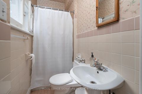 Photo 18 at 101 Deloraine Avenue, Lawrence Park North, Toronto