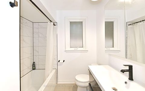Photo 16 at 3 Kellogg Street, Queensway, Toronto