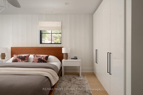 Photo 22 at 286 Wright Avenue, Swansea, Toronto