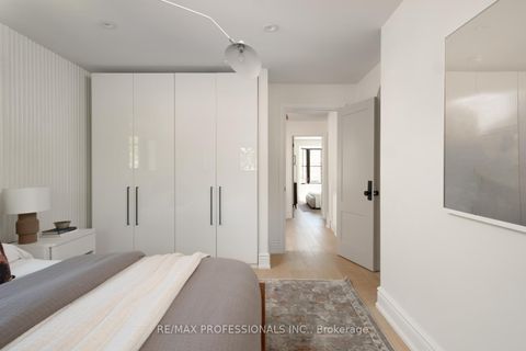 Photo 23 at 286 Wright Avenue, Swansea, Toronto