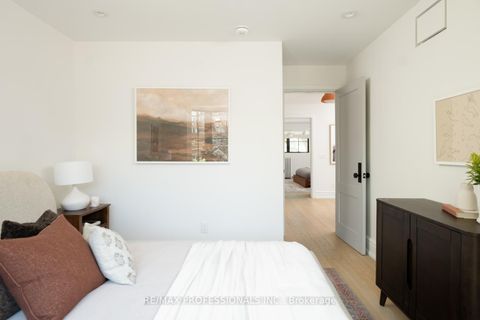 Photo 29 at 286 Wright Avenue, Swansea, Toronto