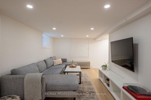 Photo 43 at 286 Wright Avenue, Swansea, Toronto