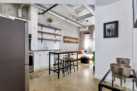 Photo 5 at 402 - 369 Sorauren Avenue, Roncesvalles, Toronto