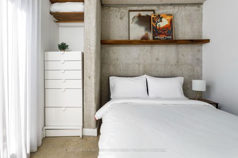 Photo 20 at 402 - 369 Sorauren Avenue, Roncesvalles, Toronto