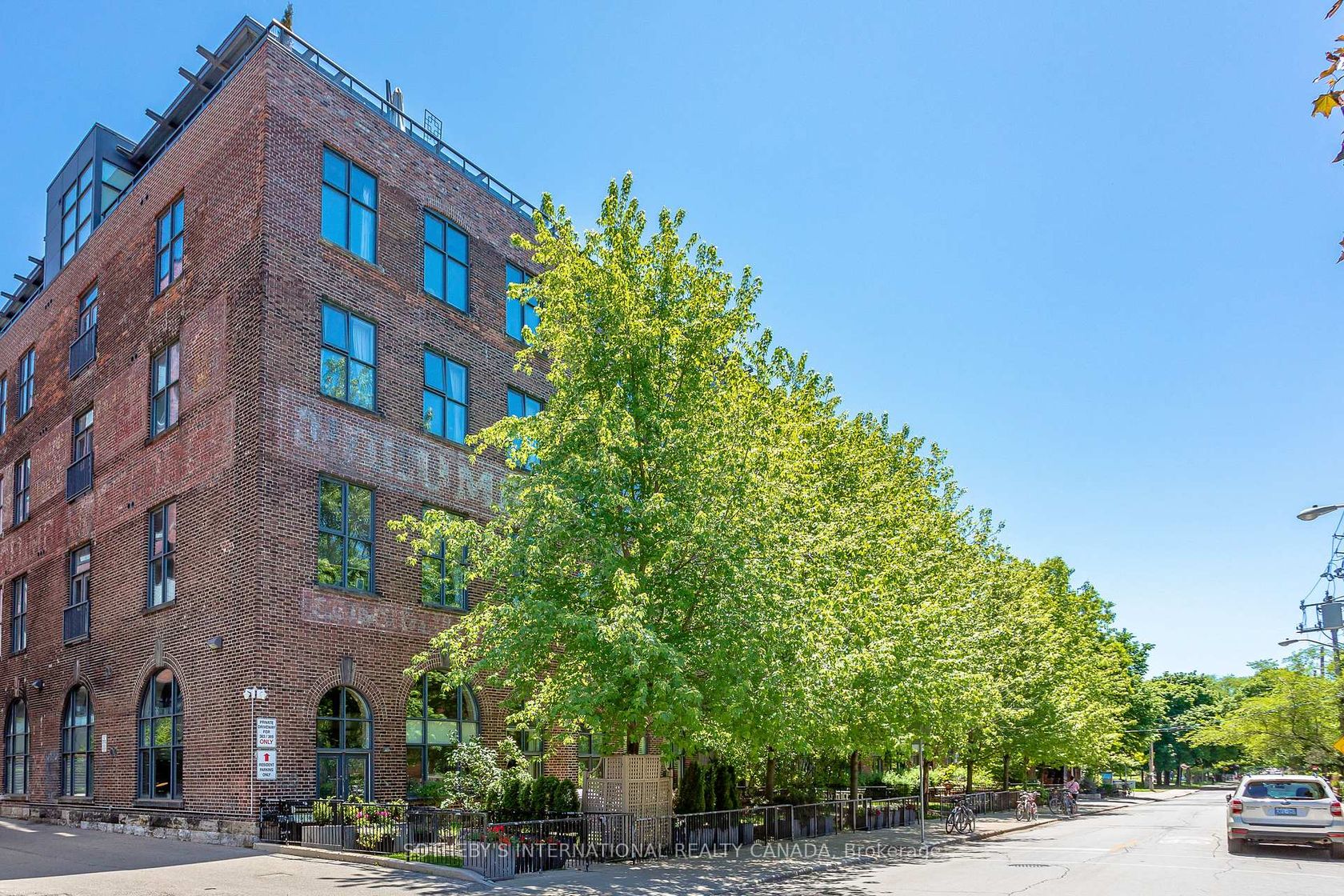 402 - 369 Sorauren Avenue, Roncesvalles, Toronto 